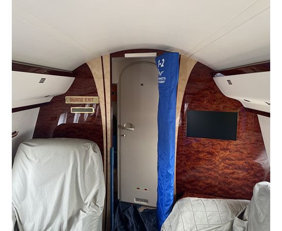 Продам самолет ЯК-40, изображение 4